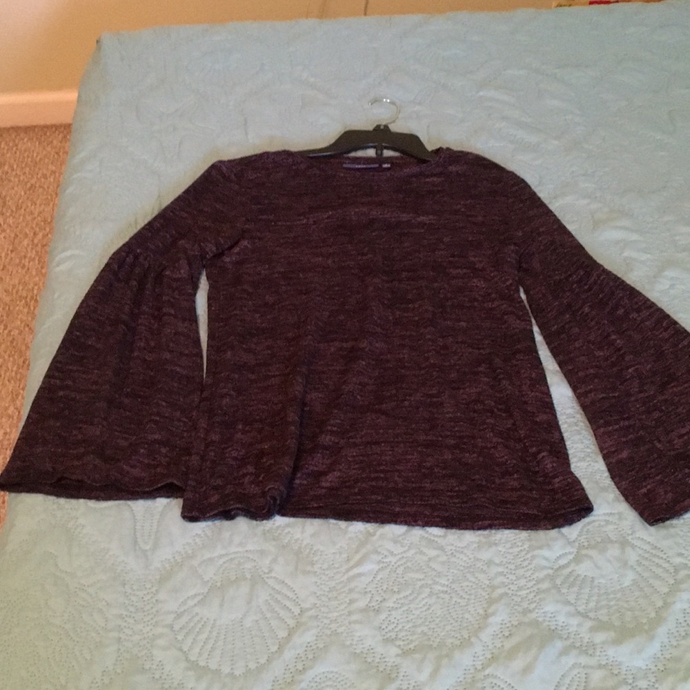 Bell sleeve lightweight sweater